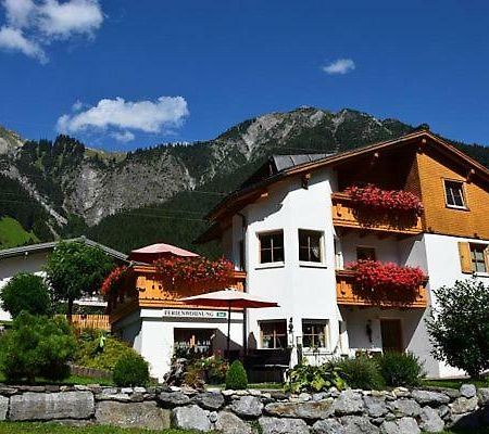 Haus Frainer Apartman Wald am Arlberg Kültér fotó